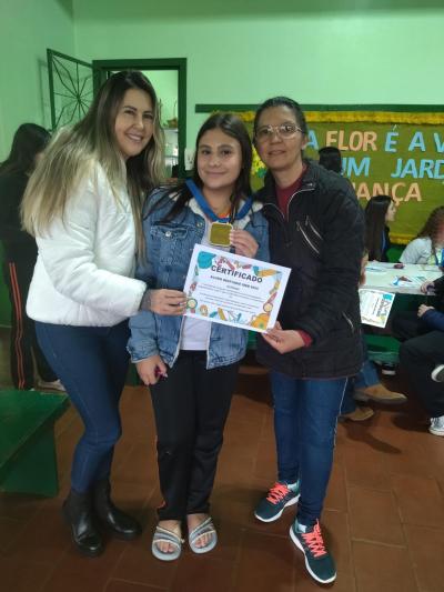 Escola Padre Gerson Galvino de Laranjeiras entrega Certificados e Medalhas aos Alunos Pelo 1º Lugar no IDEB 2024